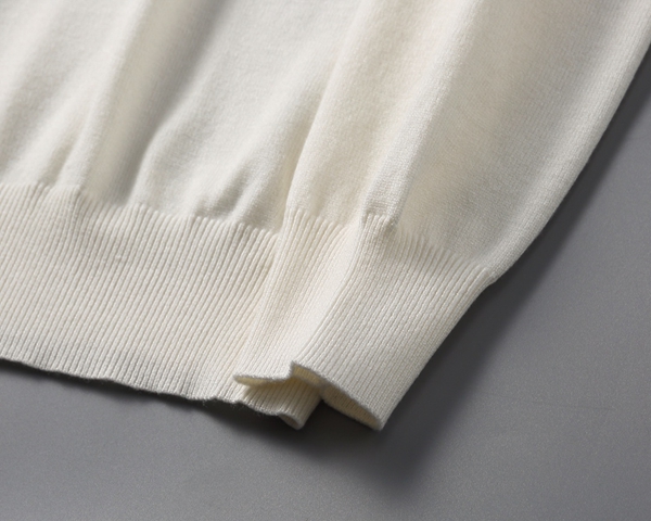 ブランドセーター角部分ディテール